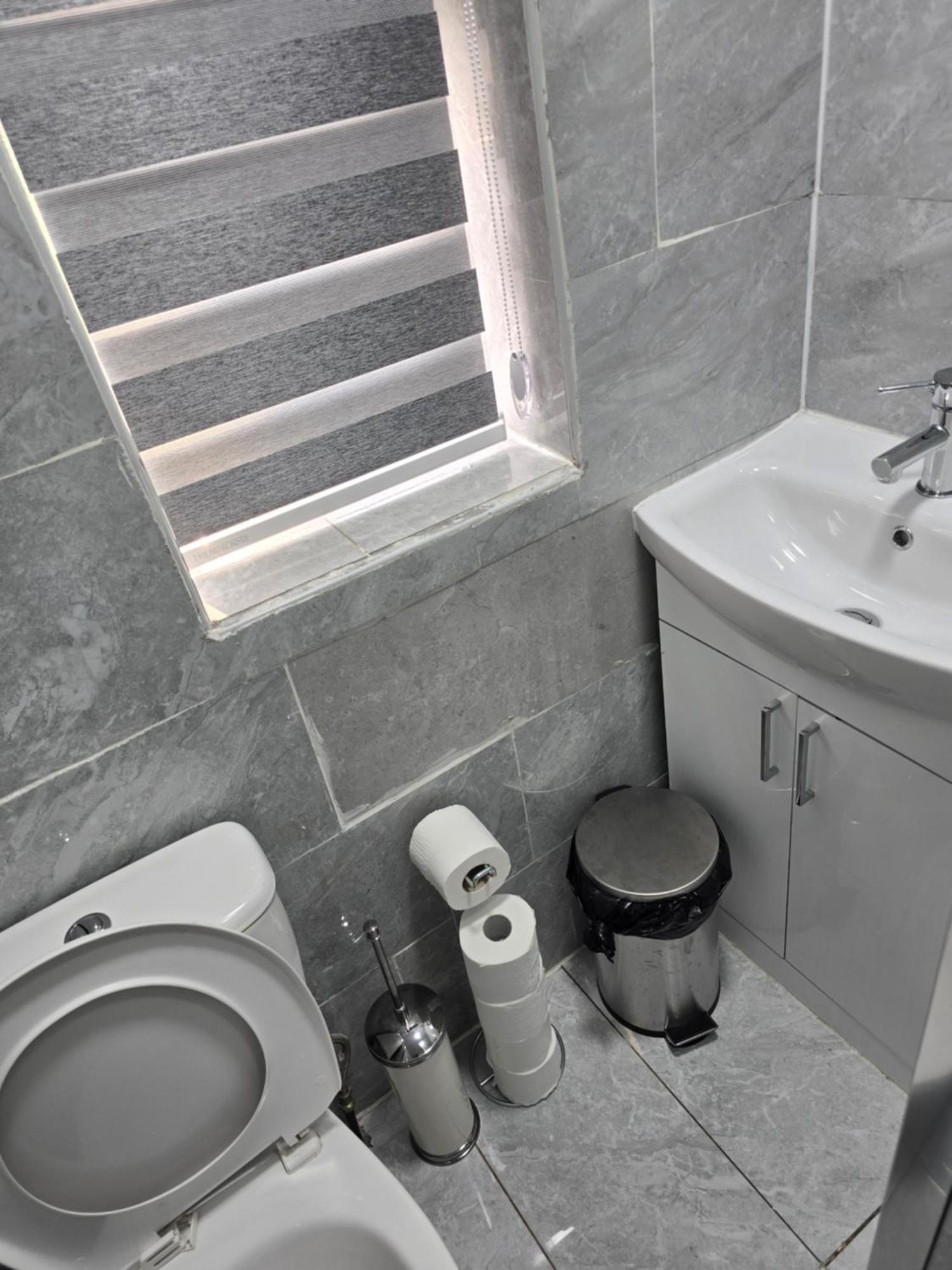 Manchester - House - Sleeps 6 - Parking - Garden Exterior foto